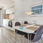 شقة Arna - 2-3km From The Sea By Interhome